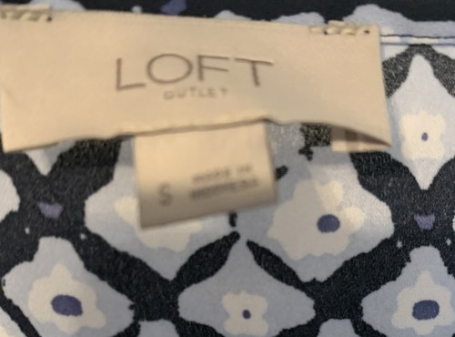 Ann Taylor LOFT Outlet Women Blue White Long Sleeve Blouse Loose Fit Size Small - Picture 3 of 7
