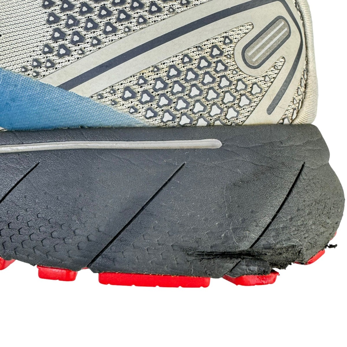 Brooks Mens Ghost 14 Gray Running Shoes Size 11 D
