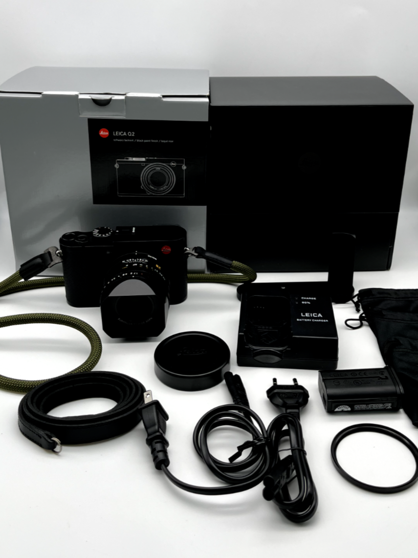 LEICA Q2 47.3MP Digital Camera Black 28mm f1.7 Lens Mint in Box from Japan  