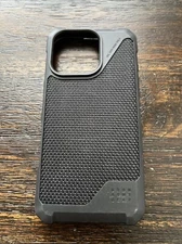 UAG Urban Armor Gear Metropolis LT Case Apple iPhone 16 Pro 6.3” Black PREOWNED!