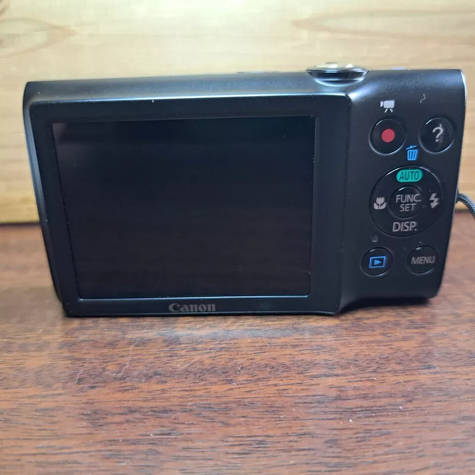 CANON A2400IS かなり美品ですが訳あり品！ Amazon | Canon デジタルカメラ PowerShot A2400IS シルバー