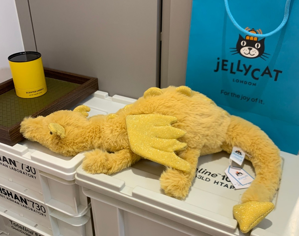  Golden Dragon ぬいぐるみ Jellycat 20-inch Golden Dragon – Large Soft & Cuddly Plush Toy | eBay