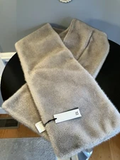 Banana republic Faux Mink Scarf/Wrap Pull Thru NWT Silver 63 Long Soft Luxurious