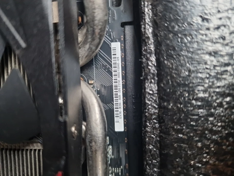 ASUS 780 GTX GeForce Nvidia 3gb DDR5 GPU Graphics Video Gaming Card - Image 4 of 4