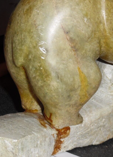 Carved Stone Grizzly Bear Statue - W.A. Cameron Revelstoke B.C. - Repaired Base - Picture 11 of 11