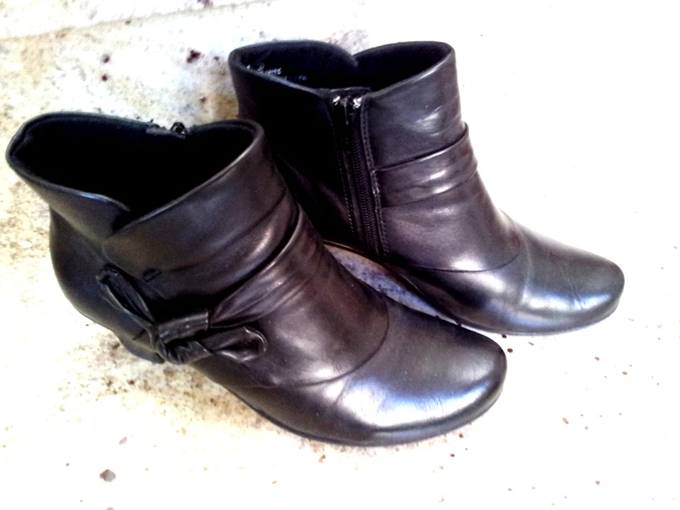 Planet Shoes - Pia Leather Shoes - Size Women Aus 8 - image 4 of 4