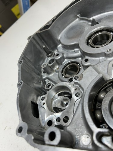 2005 05 Polaris Predator 500 OEM LOT Right Crankcase Case Clutch Cover Water Pum - Picture 10 of 23