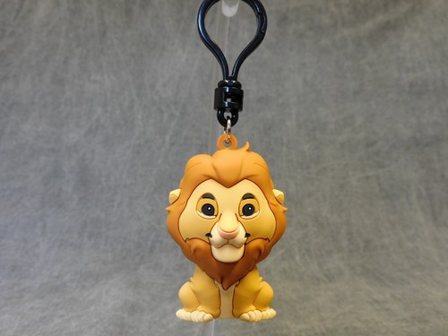 The Lion King NEW * Mufasa Clip * Blind Bag Series 54 Key Chain Monogram - Picture 3 of 7