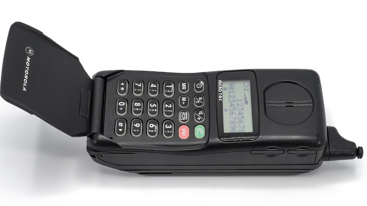 Motorola MicroTAC International 5200 With Very Rare Box Mobile GSM