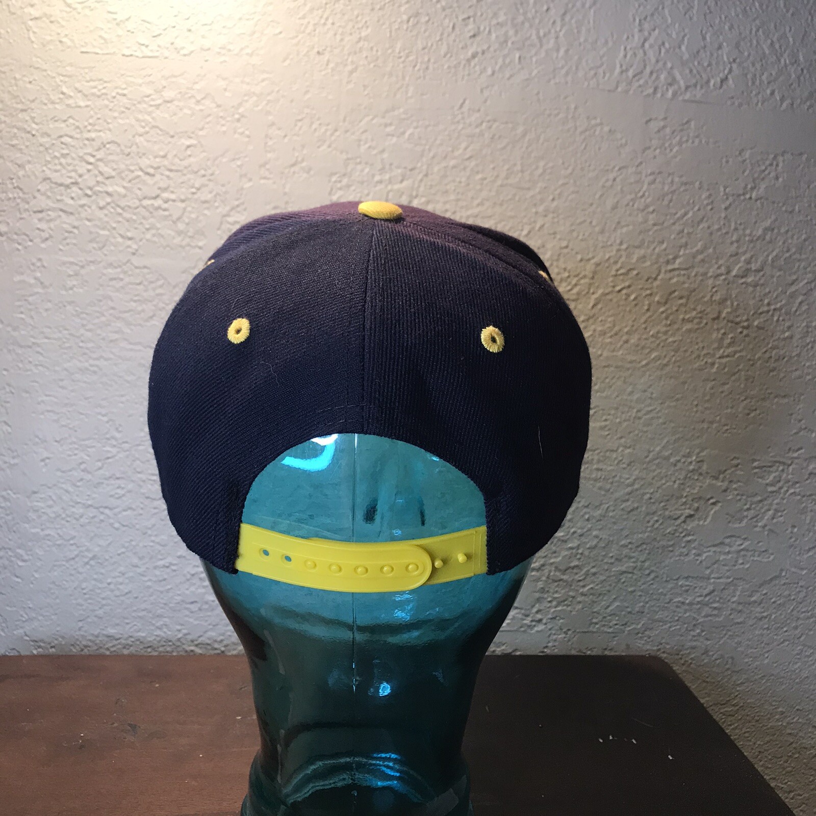 Young & Reckless Script Snapback Hat Cap Black-Ye… - image 5