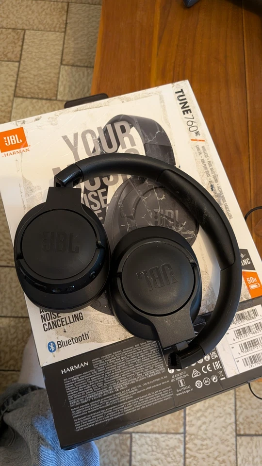 JBL Tune 760NC, photo 2 sur 3