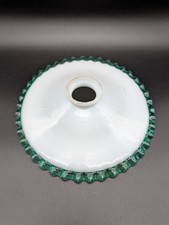 Antiker Glas Lampenschirm Milchglas Serviettenrand Opalin Uranglas Rand grün