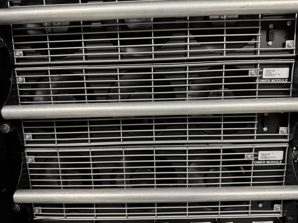 1 Piece Of APC Symmetra PX Power Module (SYPM10KF2) - Image 3 of 4