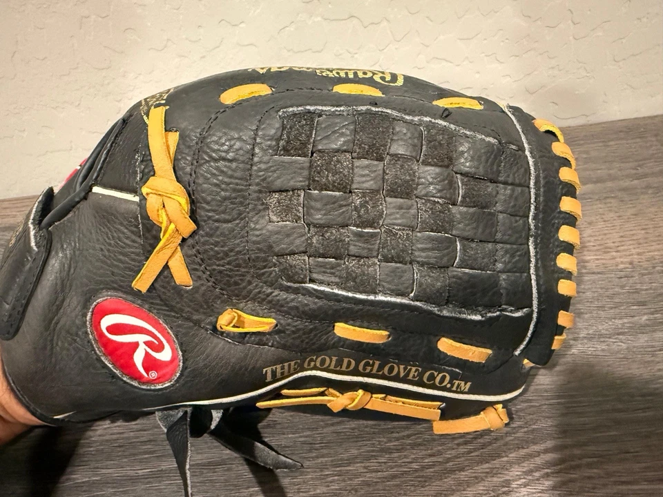 Rawlings RBG36B Baseball Glove 12.5” Basket Web – Black/Gold – Adult Outfield  - Image 3 of 4