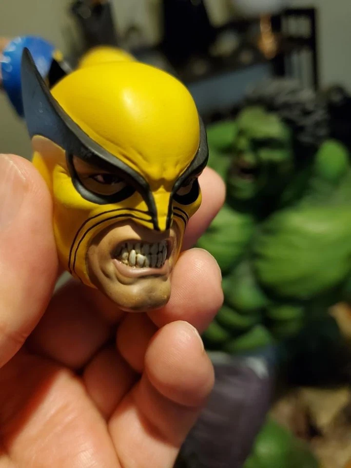 Sideshow Collectibles Hulk vs. Wolverine  Maquette Statue Exclusive Version - Image 4 of 4