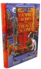 Kaitlyn Dunnett VAMPIRES, BONES AND TREACLE SCONES  Book Club Edition