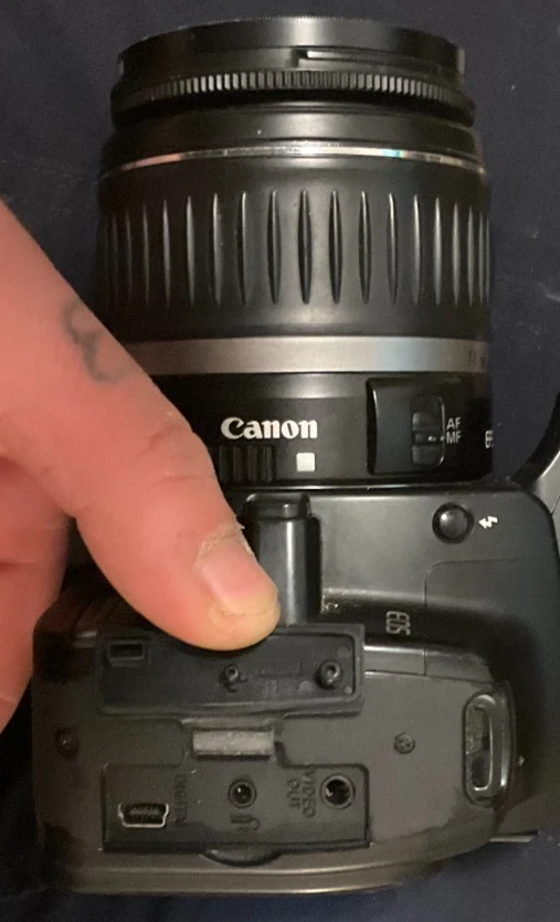 Canon EOS 400D Spiegelreflexkamera (Beschreibung Lesen!!!) - Bild 2 von 4