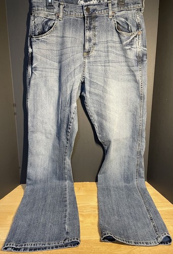 Pantalones de mezclilla Wrangler retro ajustados para hombre 33x34