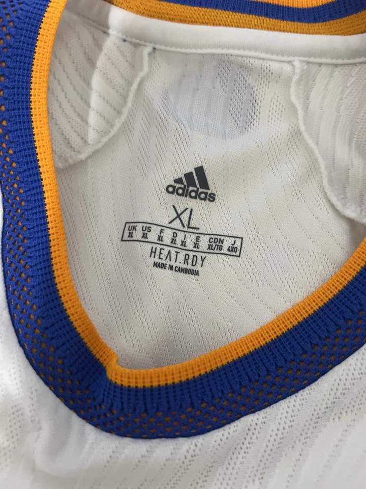 ADIDAS REAL MADRID LONG SLEEVE MATCH AUTHENTIC HOME JERSEY 21/22 SIZE L - Image 3 of 4