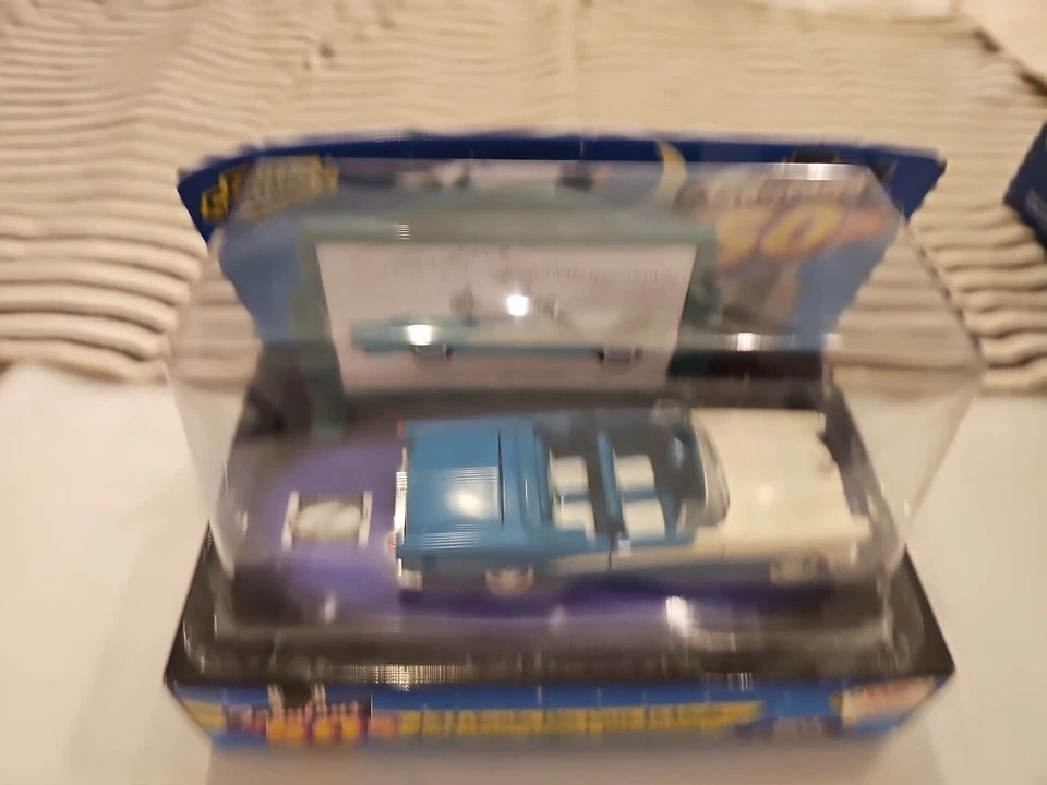 Road Champs 1955 Oldsmobile Starfire 可调式压铸汽车 1/43 比例 — 第 3/4 张图片