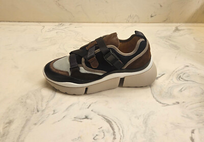 New! Chloe 'Sonnie' Low Top Sneakers Brown Womens Size 5 US 35 Eur. MSRP $620
