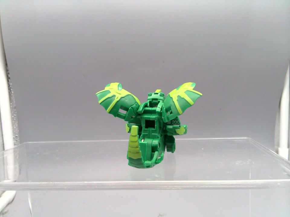 Bakugan Battle Brawlers Planet Ventus B200 verde dragonoide Foto 4 de 4