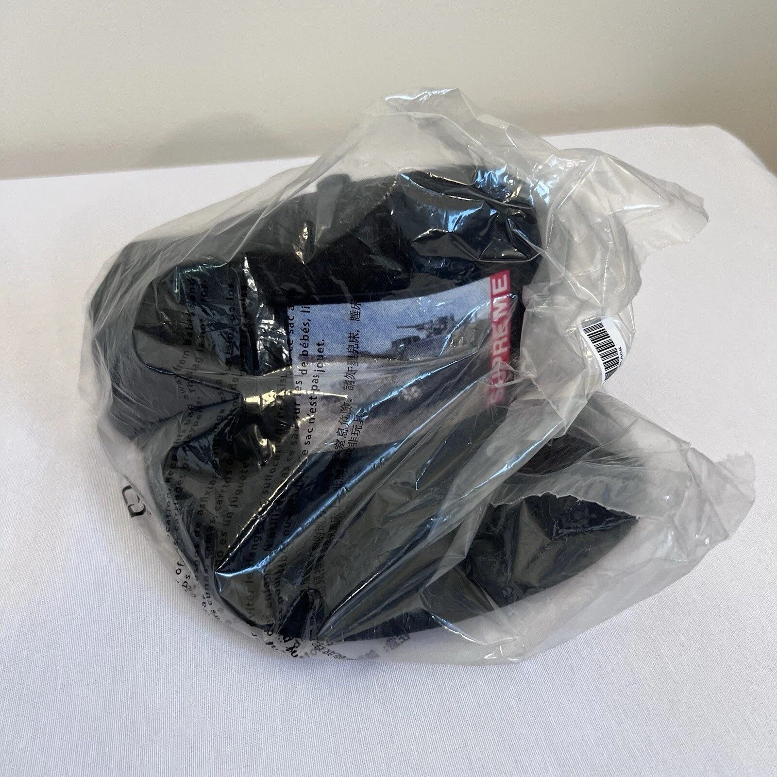 Supreme Tank 5 panneaux noir SS20H115 neuf scellé authentique