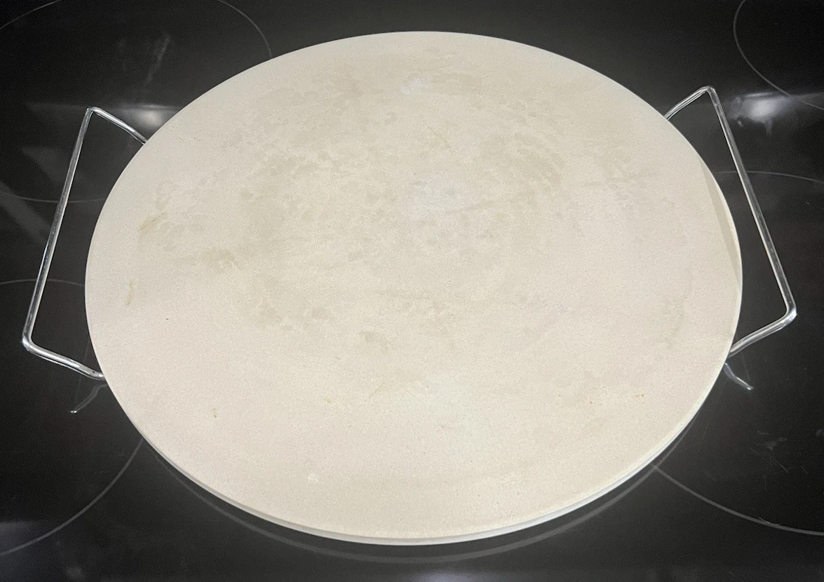 Ceramic Pizza Stone 13" with Metal Serving Rack