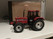 Schuco IHC International 1455 XL, Maßstab 1:32