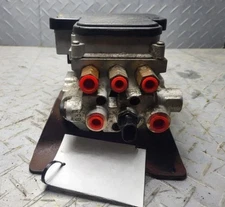 1996-1997 Chevrolet Tahoe ABS Pump Anti-Lock Brake Module Assembly OEM