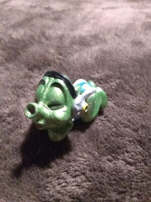 Rare German Ferrero Kinder Egg Surprise 1990s Metallic Green Alien Dj Music 