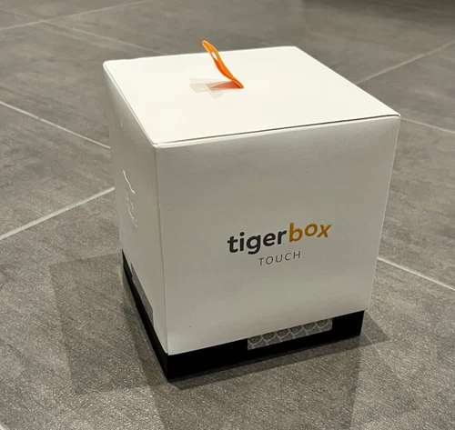 tigerbox Touch incl. 3x Wildcards und 2x Karten (Original verpackt)