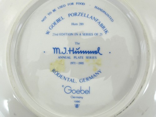 Goebel MI Hummel DOLL BATH HUM289 Annual Collector Plate Relief 1993 in Box - Picture 9 of 14