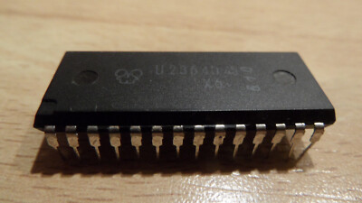 IC ICs  U2364D45  X6  610  24BDI  28 PIN  Microprocessor