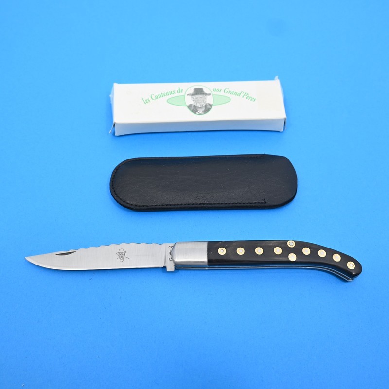 LES COUTEAUX DE NOS GRAND’P’ERES FRANCE BLACK HORN DECORATED KNIFE-MINT