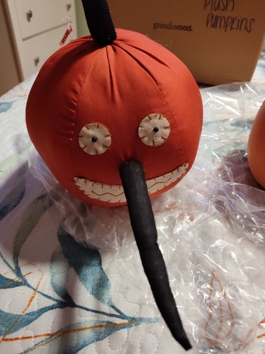 GRANDIN ROAD LONG NOSE PUMPKINS HAND MADE SET OF TWO NEW