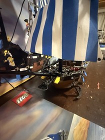 LEGO Pirates 6274 Caribbean Clipper Kit 98% Complete with Instructions and Box