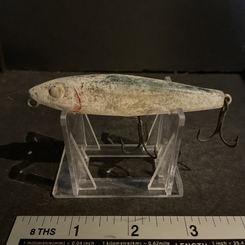 Vintage L&S 8M24 Floater Fishing Lure 