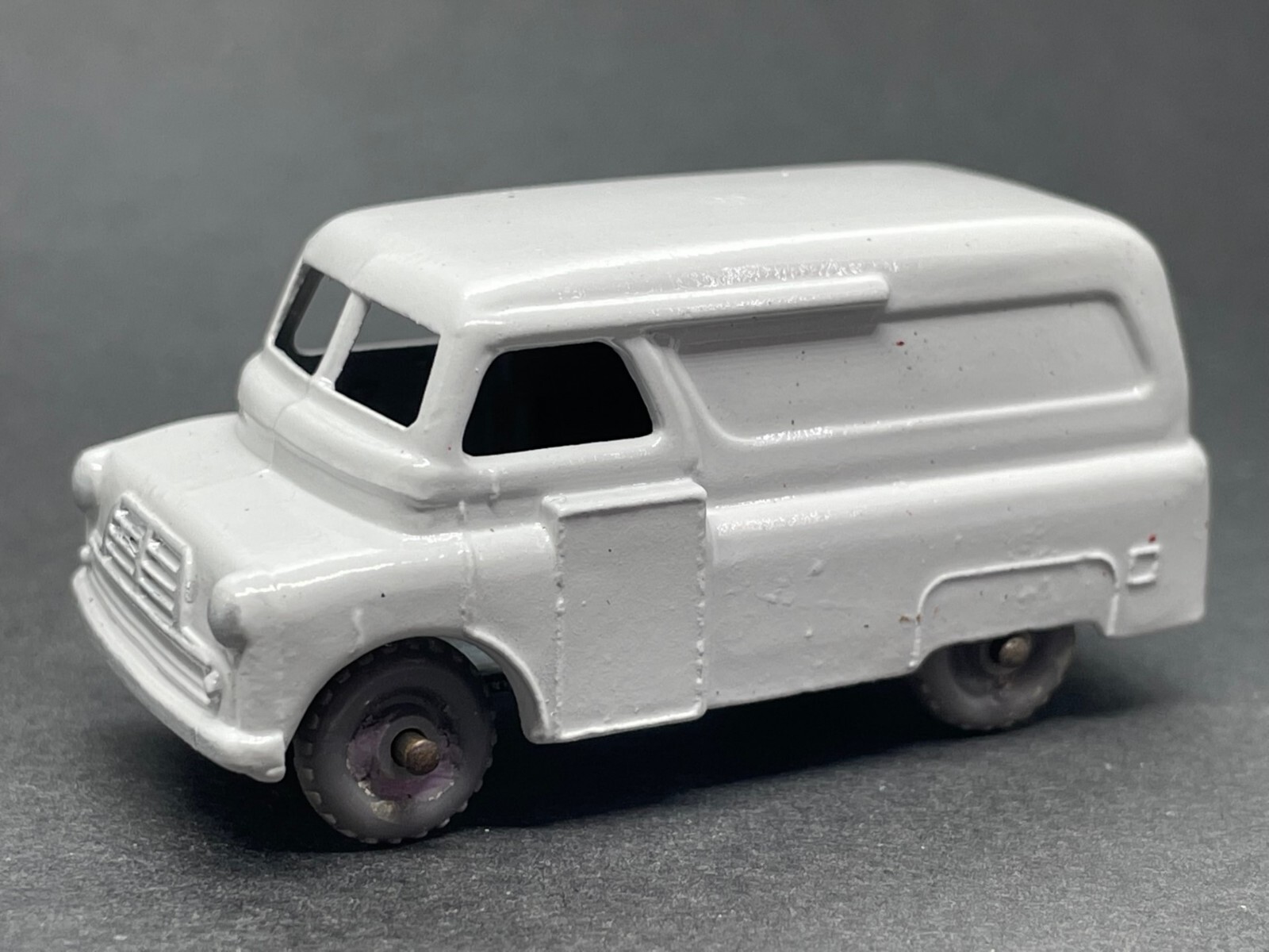 Matchbox 42a, Evening News Van - Free Price Guide & Review