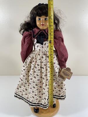 dolls country様 リクエスト 2点 まとめ商品 Robert Raikes Original Hand Carved Wooden Doll Abigail w Stand