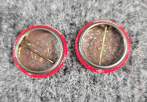 Vtg 1954 Chemical Workers Union AFL District Council Red Pins Lot of 2 Small - Picture 6 of 6