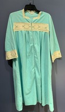 Large Womens Zip Front Robe, Teal, Lace Trim, Pockets KAYSER Vintage