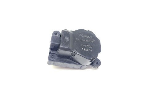 BMW 1 E81 E87 2009 Stellmotor Heizung Klima 113930072 Diesel 105kW UST85613