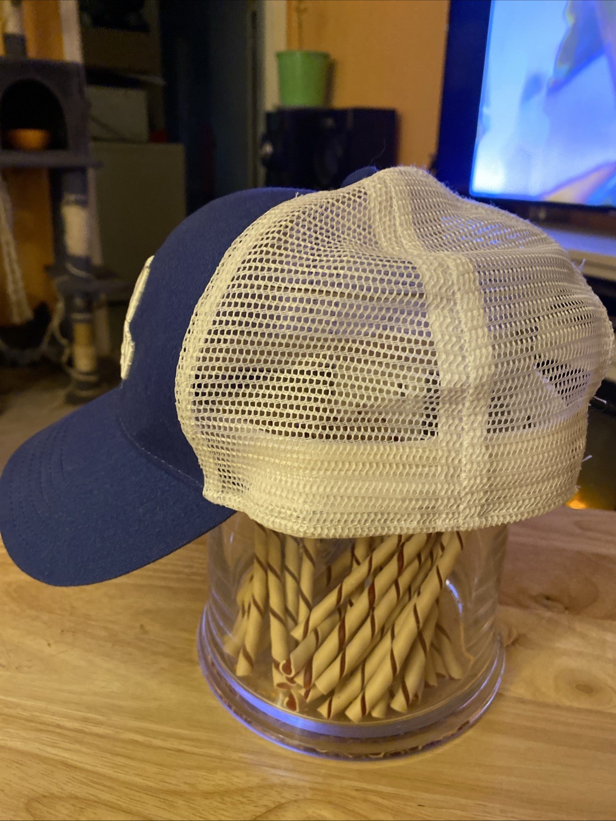 Brooks Run Happy Hat Cap - image 2