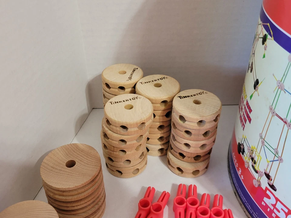 Vintage Wood CLASSIC TINKERTOY ULTRA CONSTRUCTION 250 Piece set - 247 Pieces - Image 2 of 4