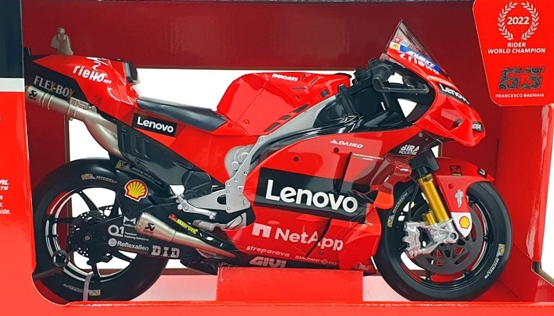 Maisto 1/6 Scale 32229 - Ducati Desmosedici MGP 2022 #63 F. Bagnaia - Image 2 of 4