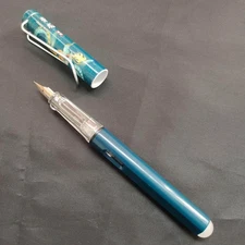 @[Limited/New] Sea Biological Design Fountain Pen Blue 1
