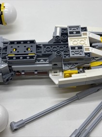 Lego Star Wars: Rogue One: Y-Wing Starfighter Set 75172 -incomplete