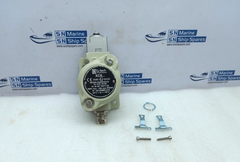 Ex-Tech XC8JC161P11IC Steel Plunger Limit Switch 500V Max-10A max - Image 3 of 4