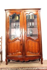 TOP! Zauberhafte Chippendale Vitrine / Sammlervitrine / Glasvitrine / Wohnzimmer